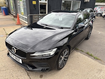 Used Volvo V60 2021 for sale - 79434922: Photo