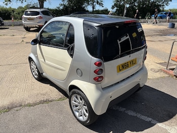Used smart fortwo 2006 for sale - 78713644: Photo