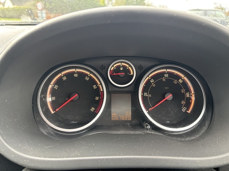 Used Vauxhall Corsa 2011 for sale - 77356875: Photo 25