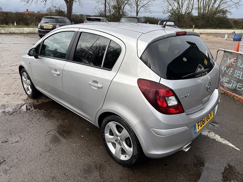 Used Vauxhall Corsa 2011 for sale - 77356875: Photo 4