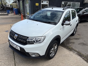 Used Dacia Sandero Stepway 2018 for sale - 78237279: Photo