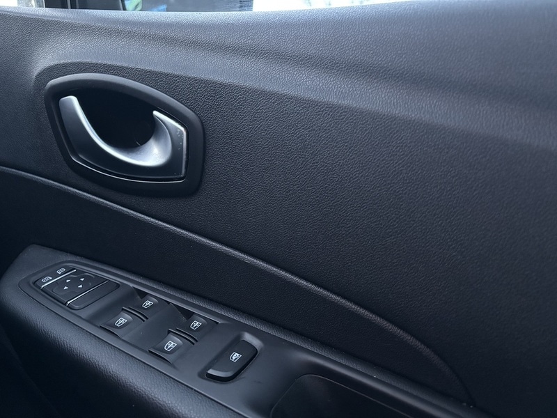 Used Renault Captur 2018 for sale - 76859861: Photo 25