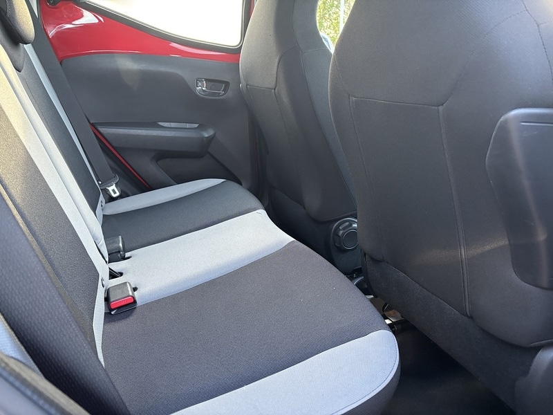 Used Toyota AYGO 2018 for sale - 76808360: Photo 13