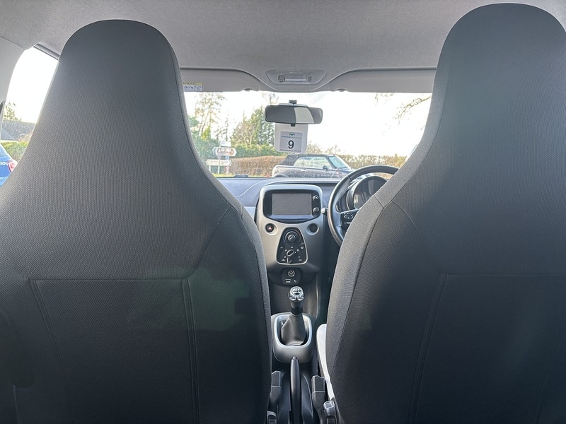 Used Toyota AYGO 2018 for sale - 76808360: Photo 19