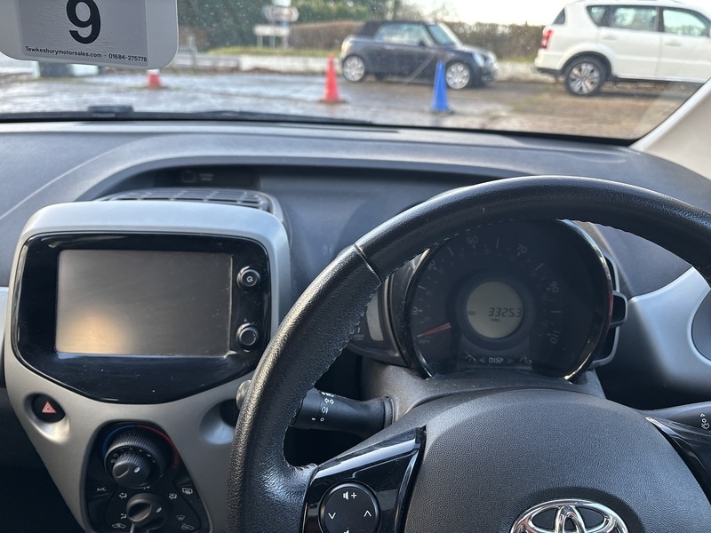Used Toyota AYGO 2018 for sale - 76808360: Photo 20