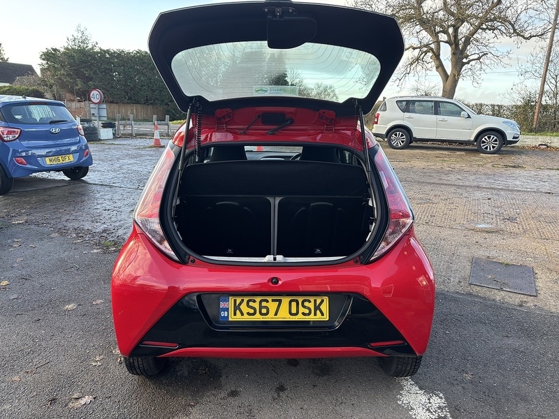 Used Toyota AYGO 2018 for sale - 76808360: Photo 6