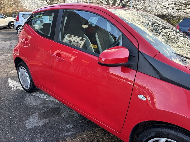 Used Toyota AYGO 2018 for sale - 76808360: Photo 9