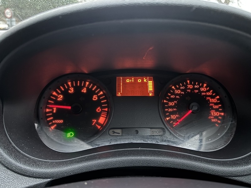 Used Renault Clio 2011 for sale - 76663643: Photo 23