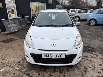 Used Renault Clio 2011 for sale - 76663643: Photo