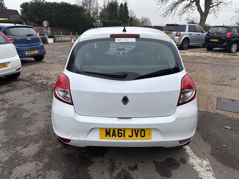 Used Renault Clio 2011 for sale - 76663643: Photo 5