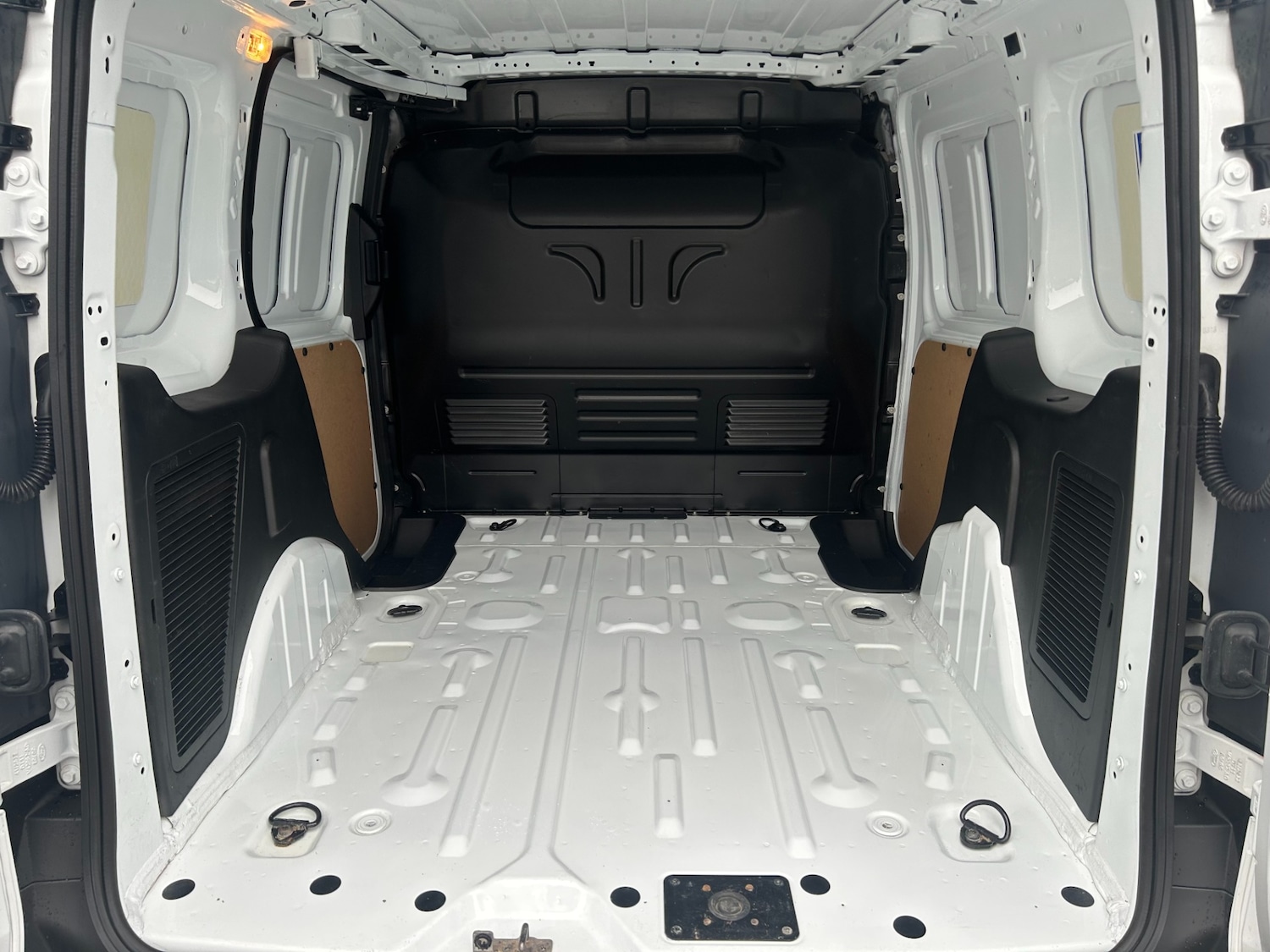 Used Ford Transit Connect 2023 for sale - 78121930: Photo 10