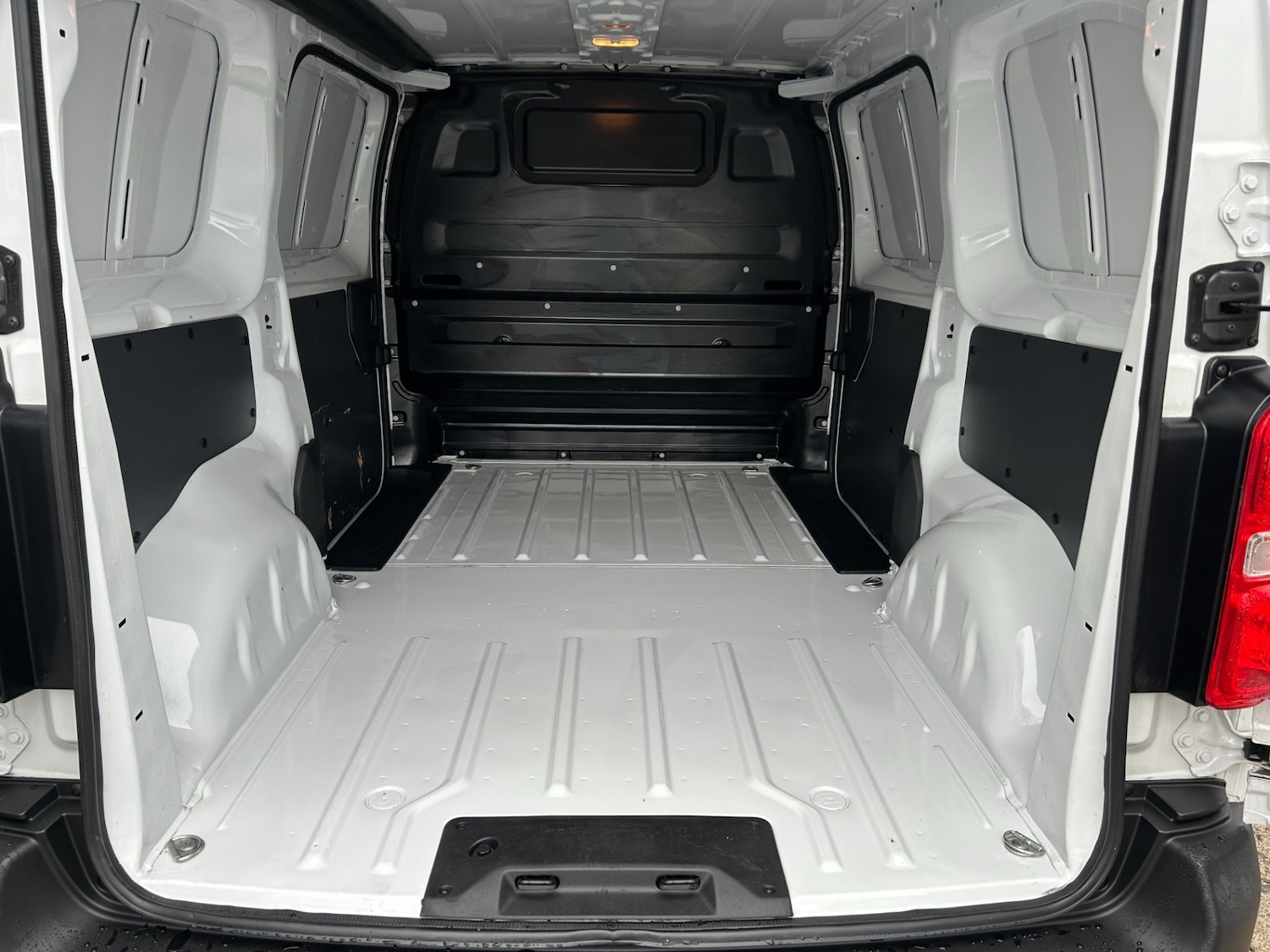 Used Vauxhall Vivaro 2022 for sale - 76719487: Photo 11