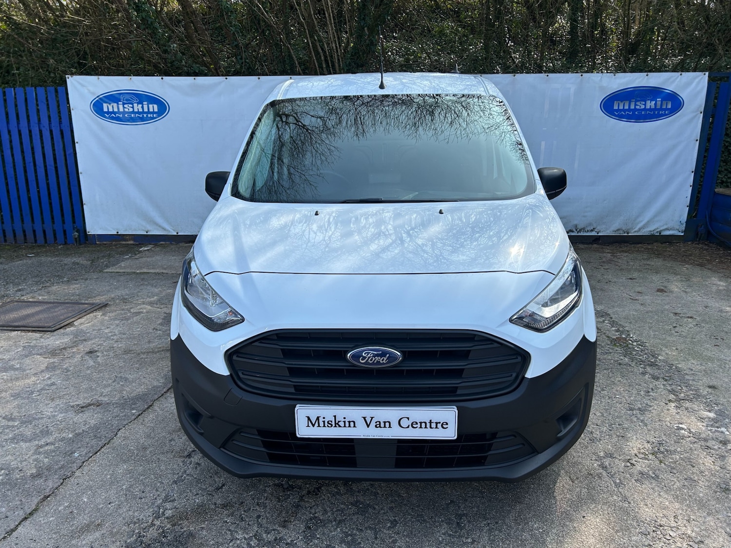 Used Ford Transit Connect 2023 for sale - 77974121: Photo 2