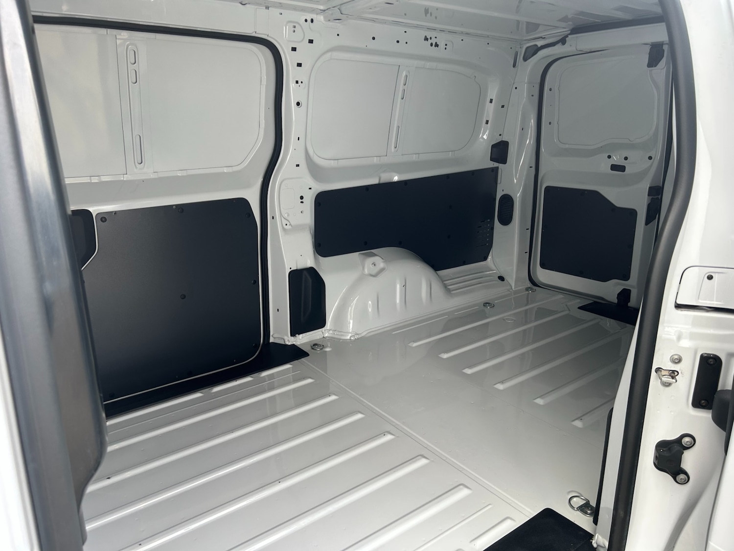 Used Peugeot Expert 2023 for sale - 77818053: Photo 12