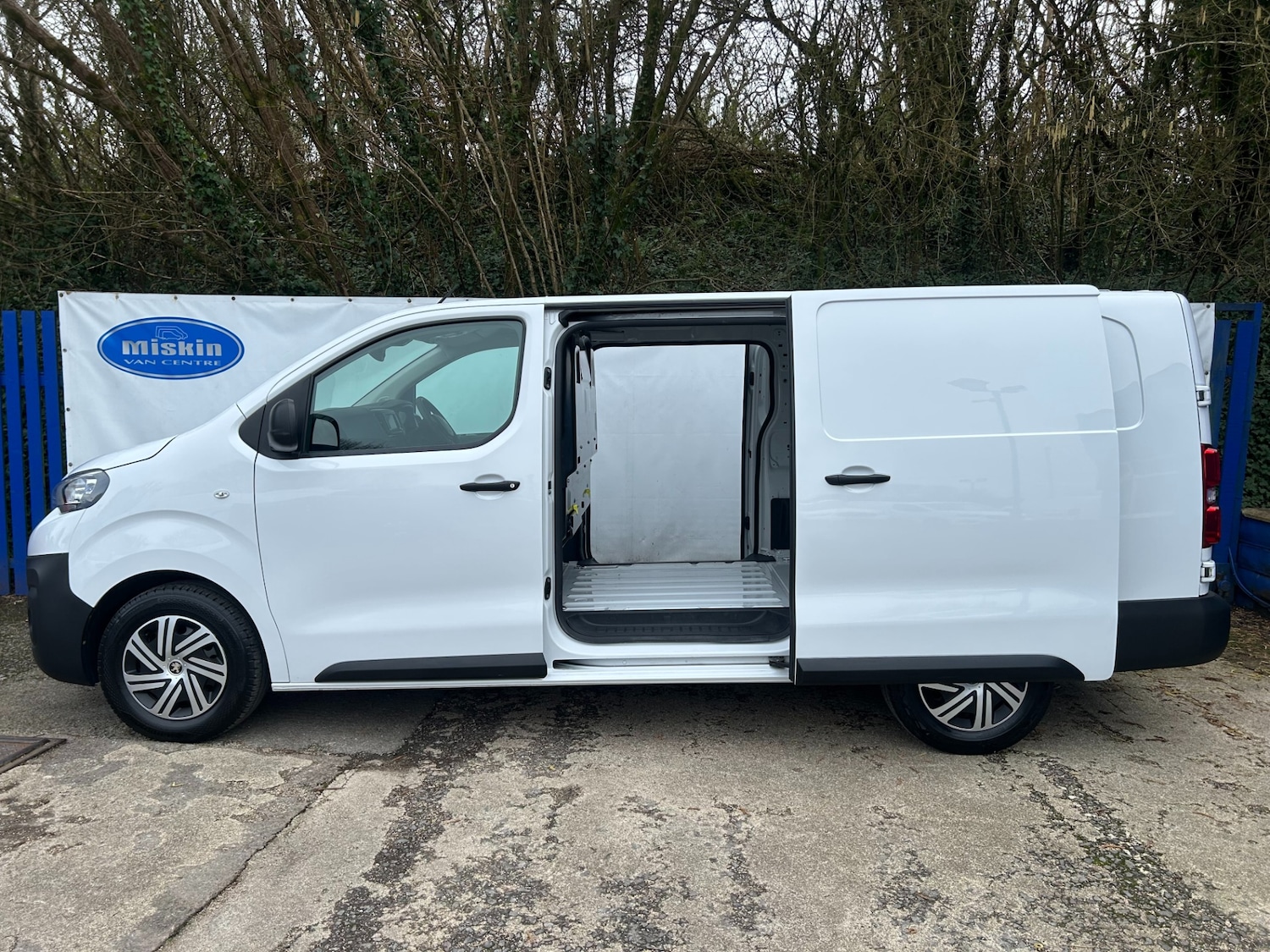 Used Peugeot Expert 2023 for sale - 77818053: Photo 7