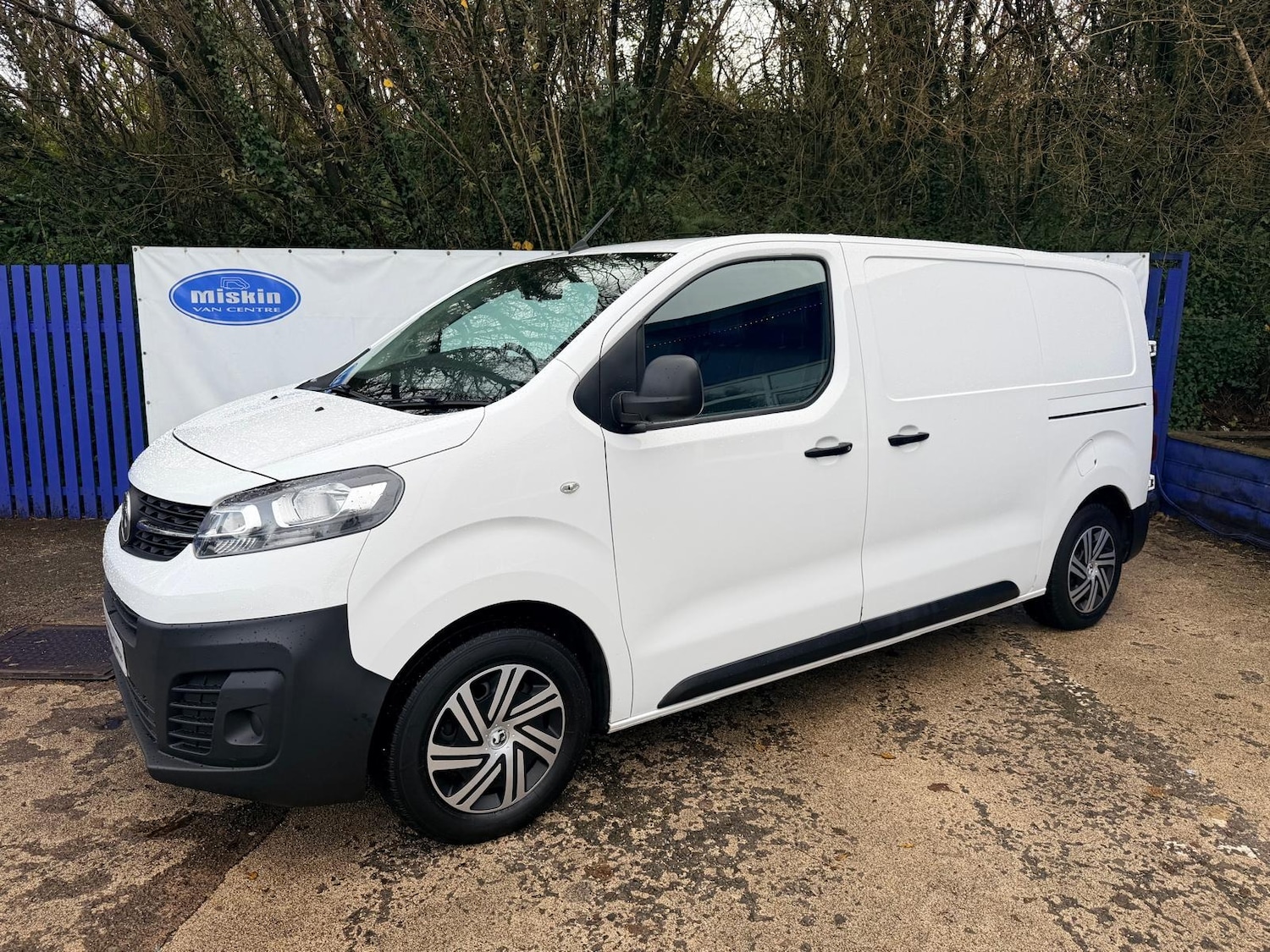 Used Vauxhall Vivaro 2020 for sale - 76861899: Photo 1