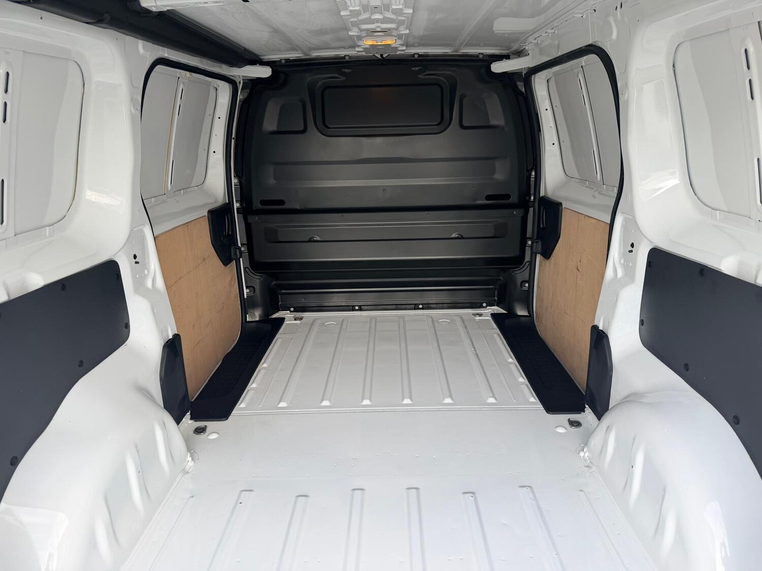 Used Vauxhall Vivaro 2020 for sale - 76861899: Photo 13