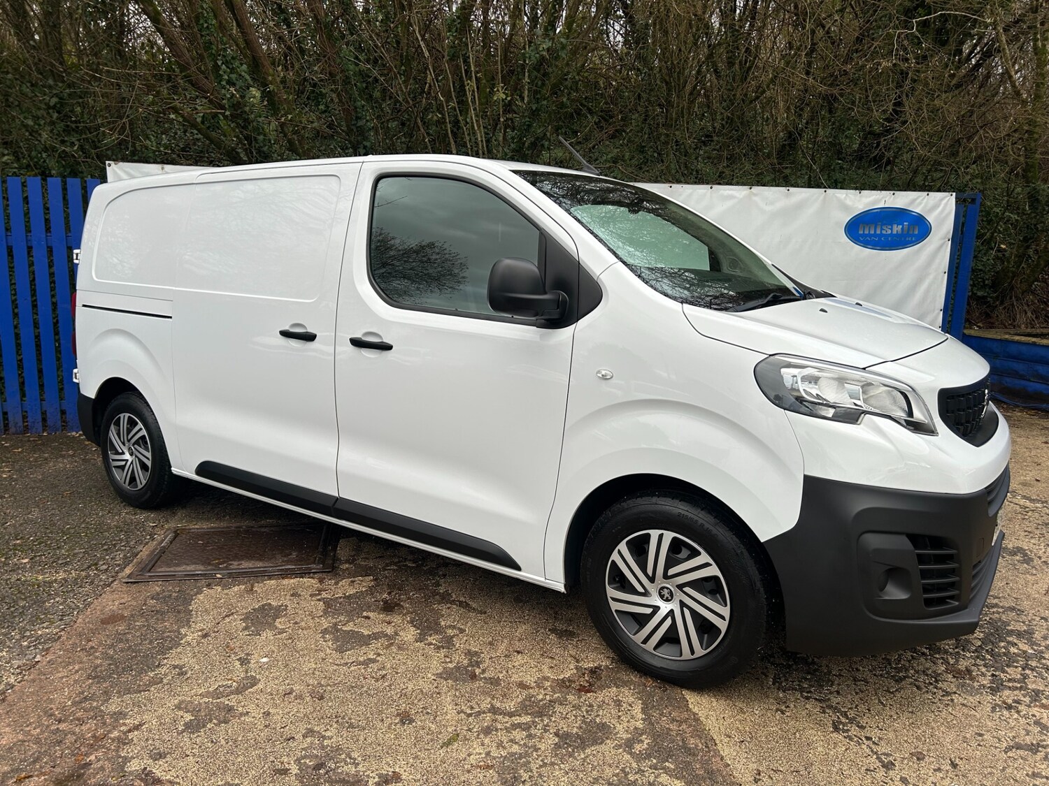 Used Peugeot Expert 2022 for sale - 76906111: Photo 3