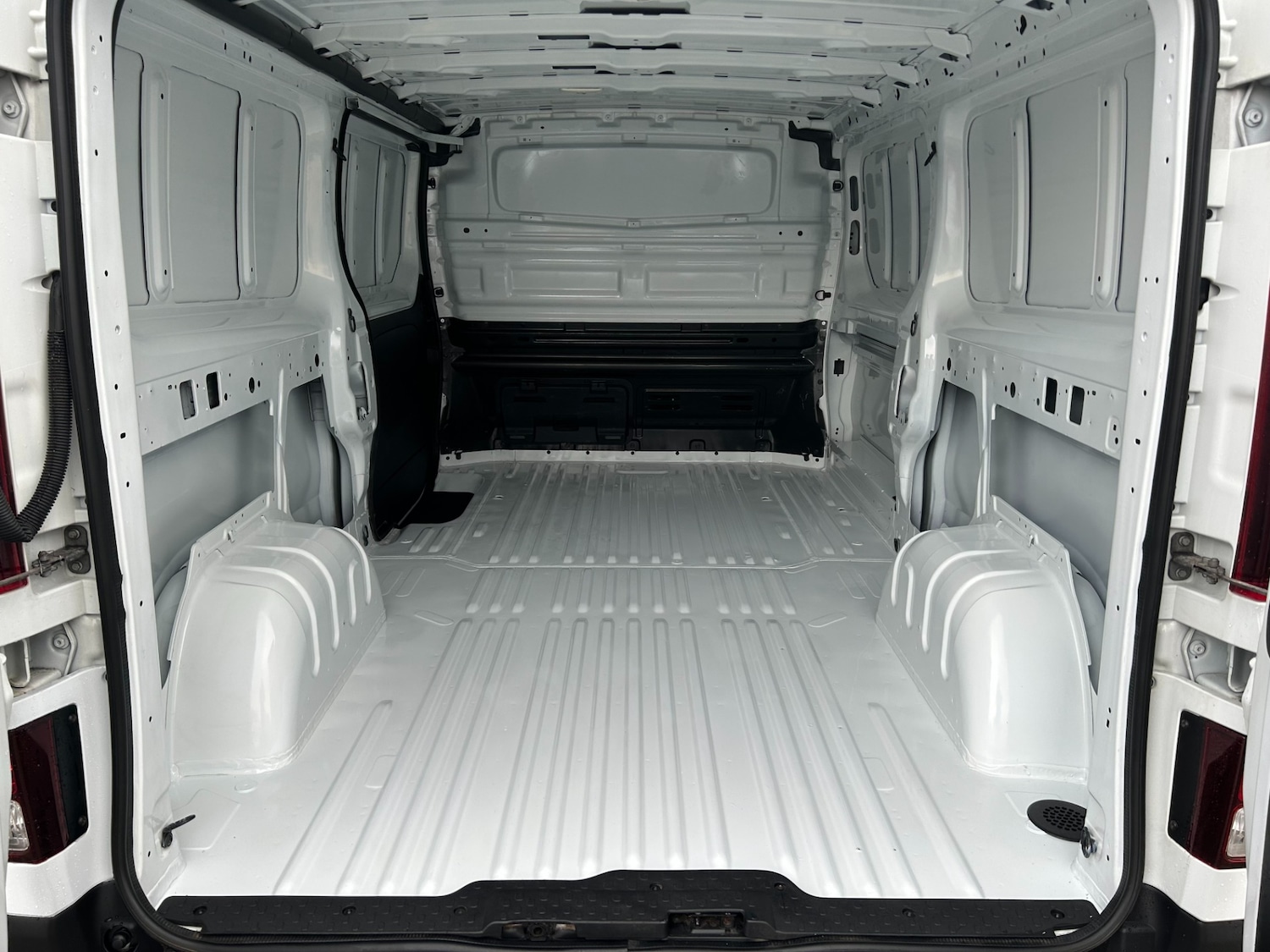 Used Nissan NV300 2021 for sale - 77762237: Photo 10