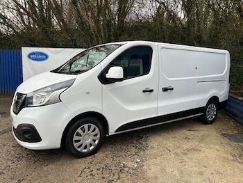 Used Nissan NV300 2021 for sale - 77762237: Photo