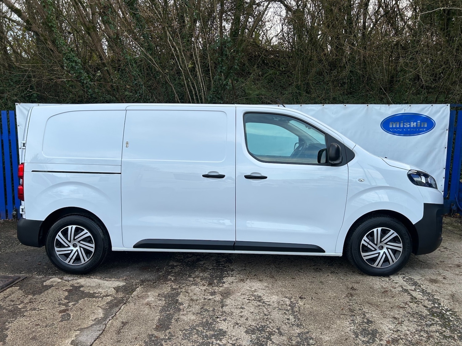 Used Citroen Dispatch 2022 for sale - 76958853: Photo 8