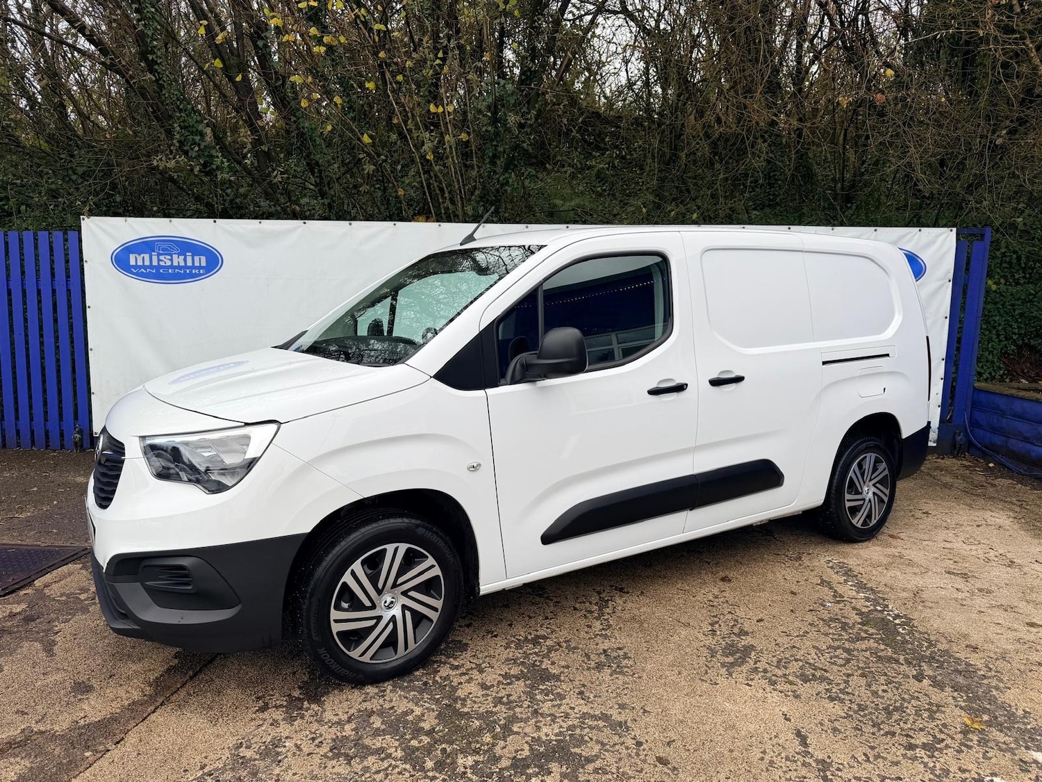 Used Vauxhall Combo 2020 for sale - 76791258: Photo 1