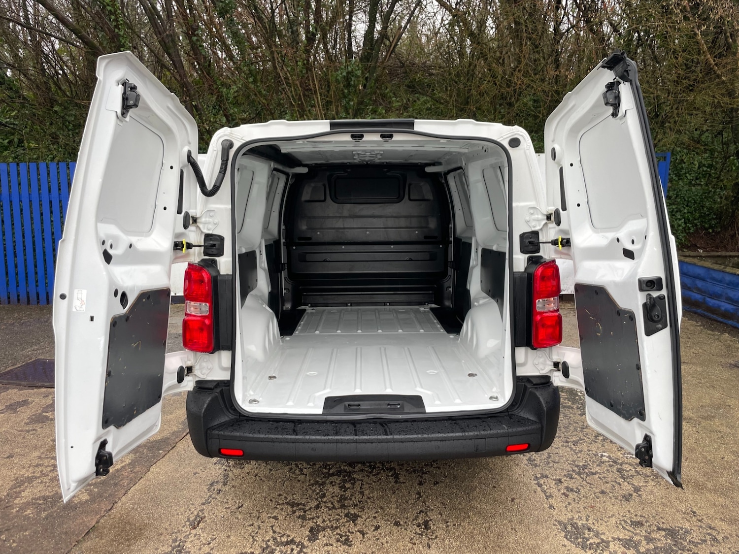 Used Vauxhall Vivaro 2020 for sale - 77234249: Photo 12