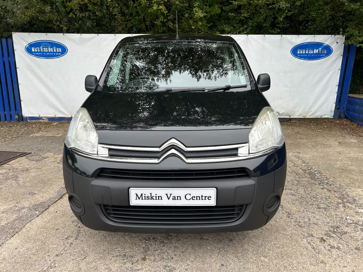 Used Citroen Berlingo 2012 for sale - 76364903: Photo 2