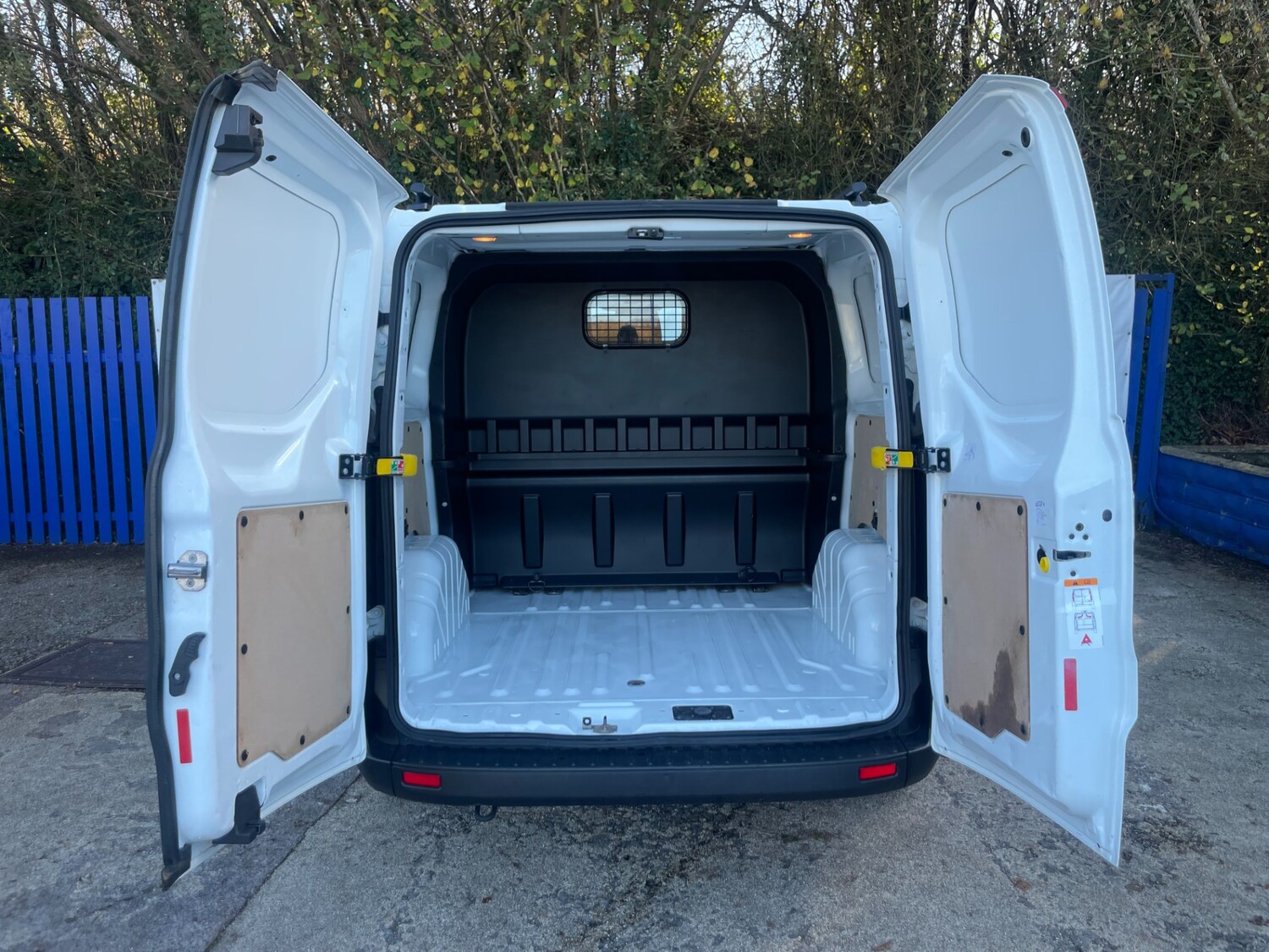 Used Ford Transit Custom 2023 for sale - 76600161: Photo 10