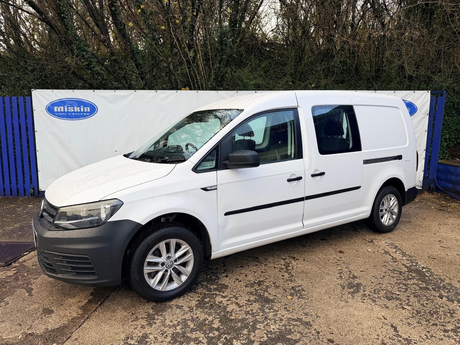 Used Volkswagen Caddy Maxi 2019 for sale - 76844839: Photo 1