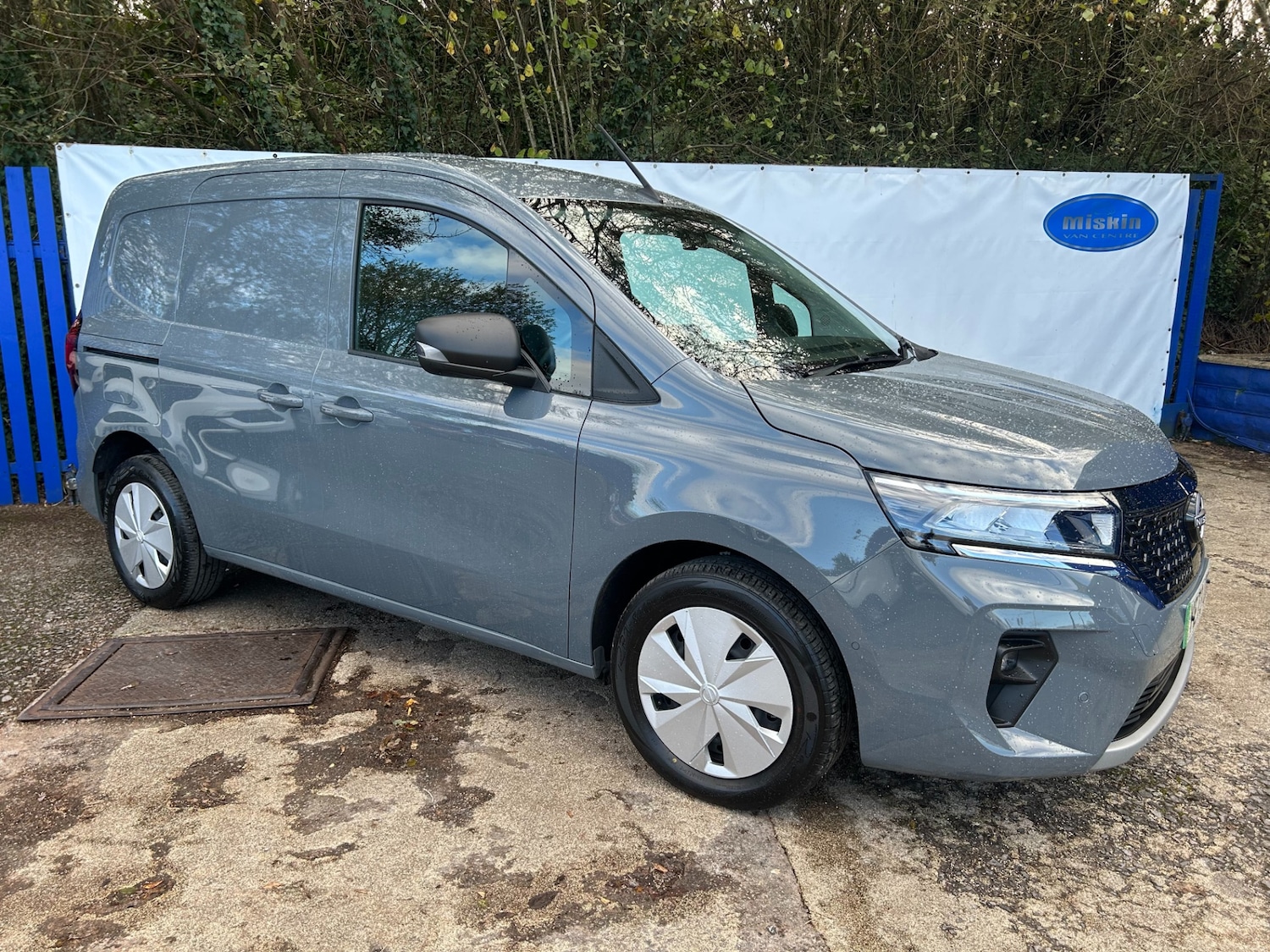 Used Nissan Other 2023 for sale - 76626060: Photo 3