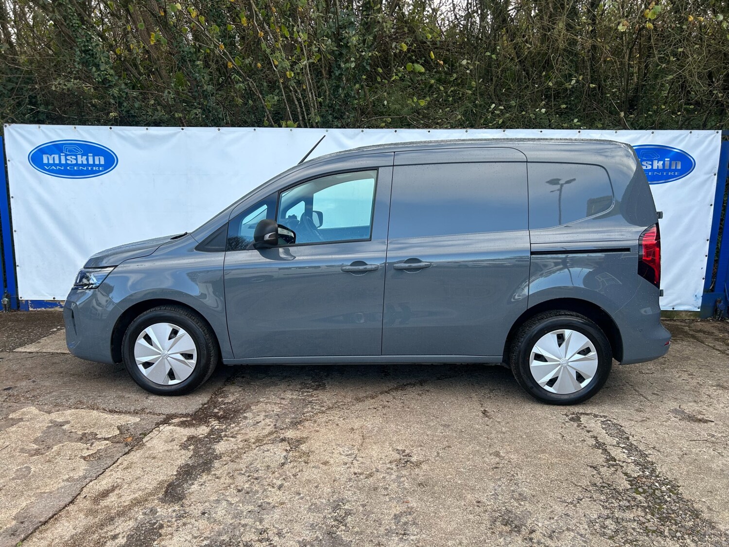 Used Nissan Other 2023 for sale - 76626060: Photo 7