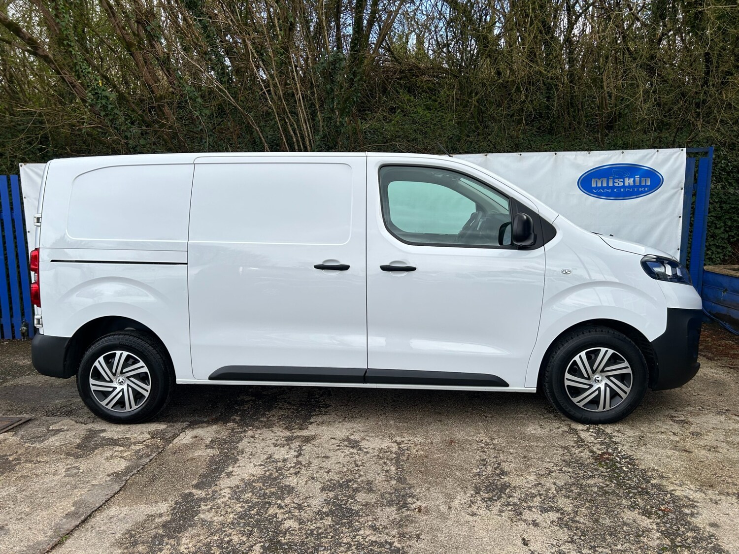 Used Vauxhall Vivaro 2022 for sale - 78042154: Photo 8