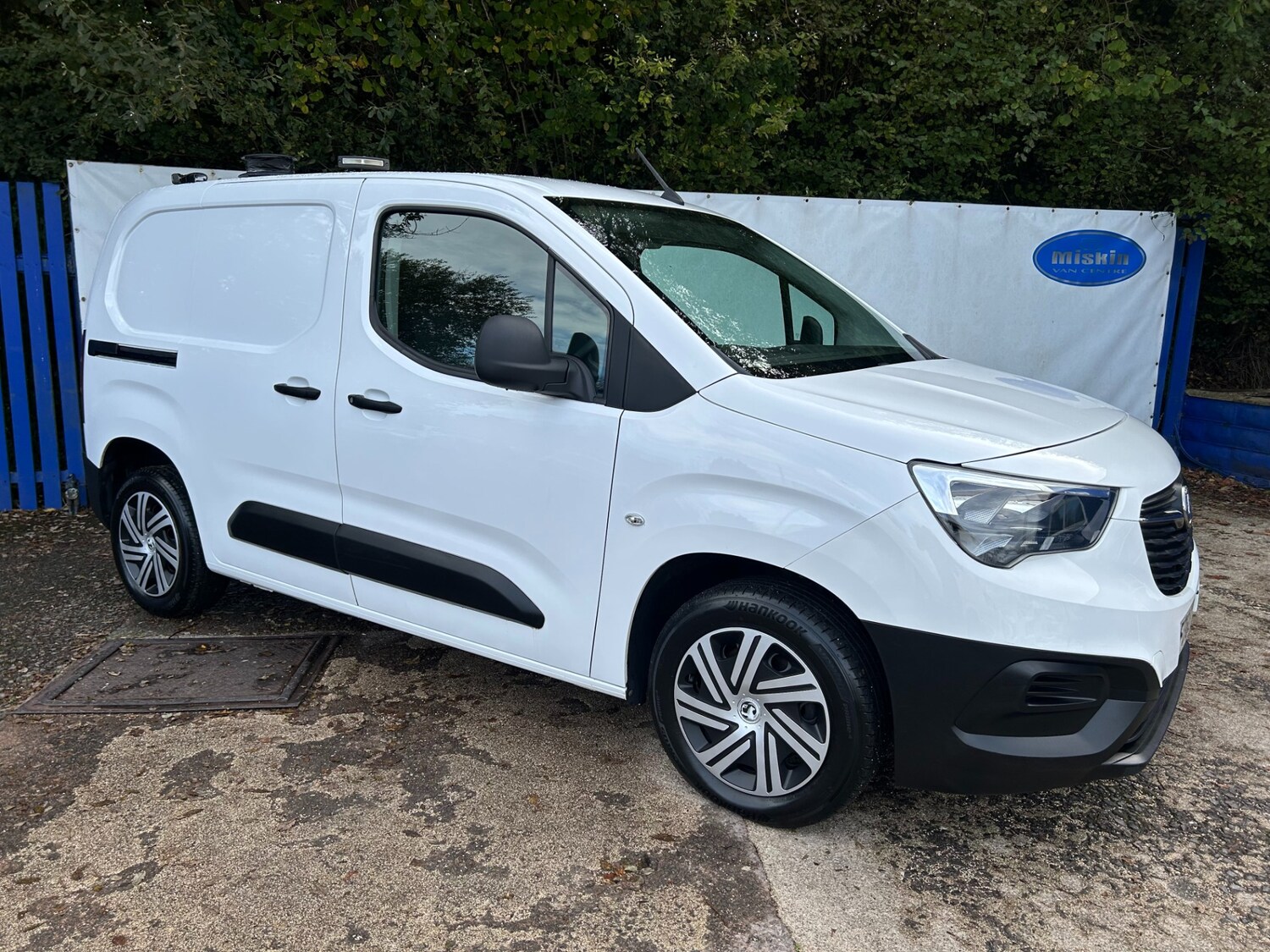 Used Vauxhall Combo 2019 for sale - 76413402: Photo 3