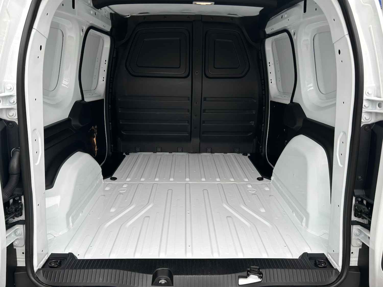 Used Renault Kangoo 2024 for sale - 76243360: Photo 10