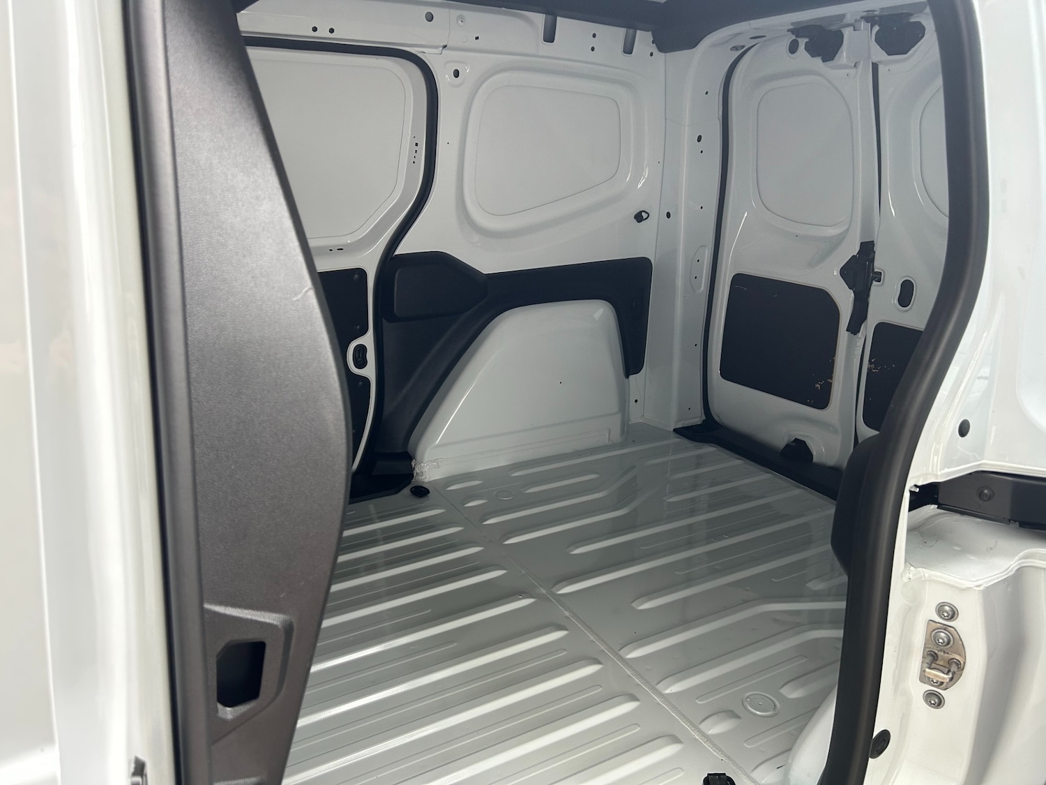 Used Renault Kangoo 2024 for sale - 76243360: Photo 12