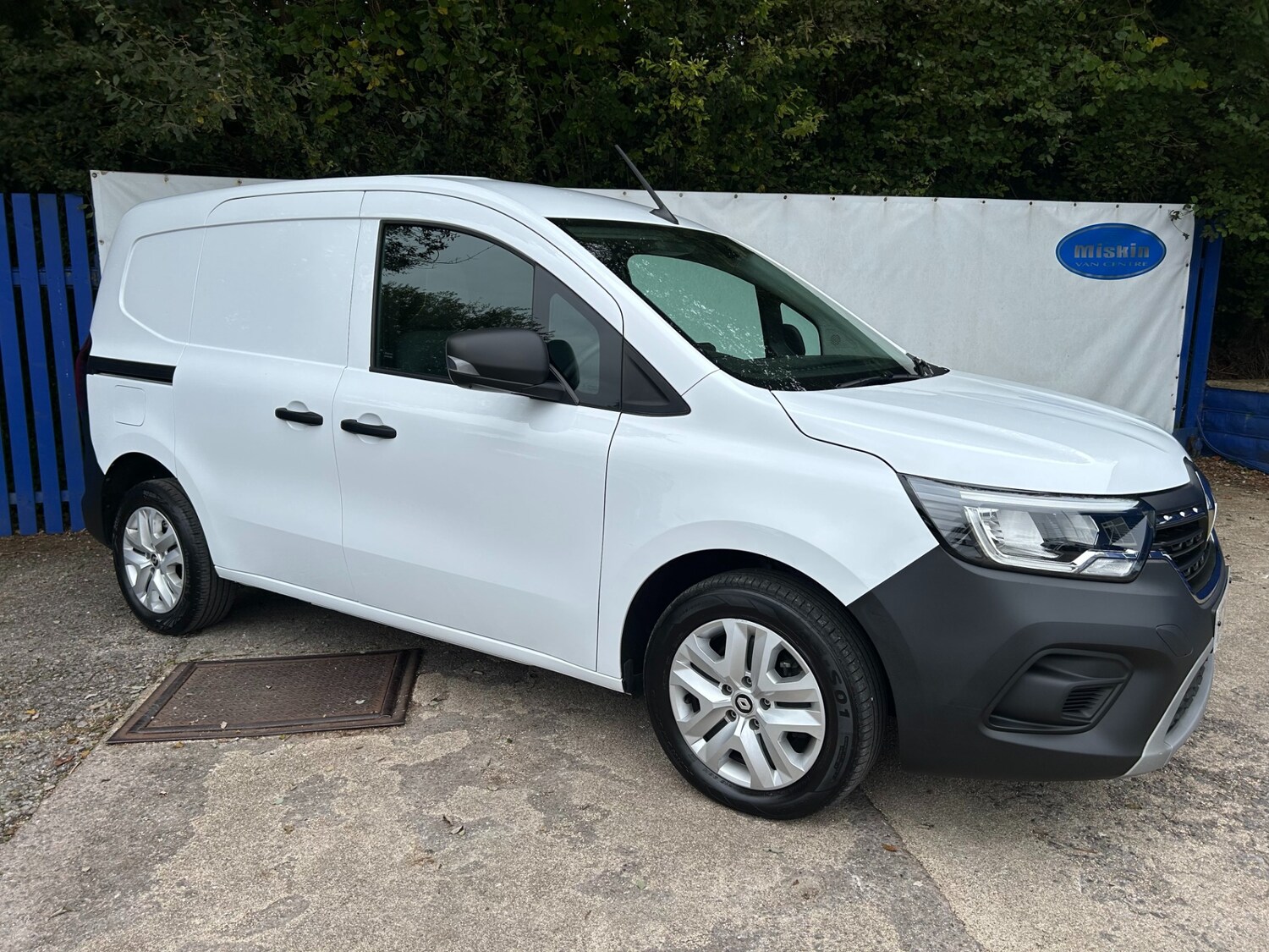 Used Renault Kangoo 2024 for sale - 76243360: Photo 3