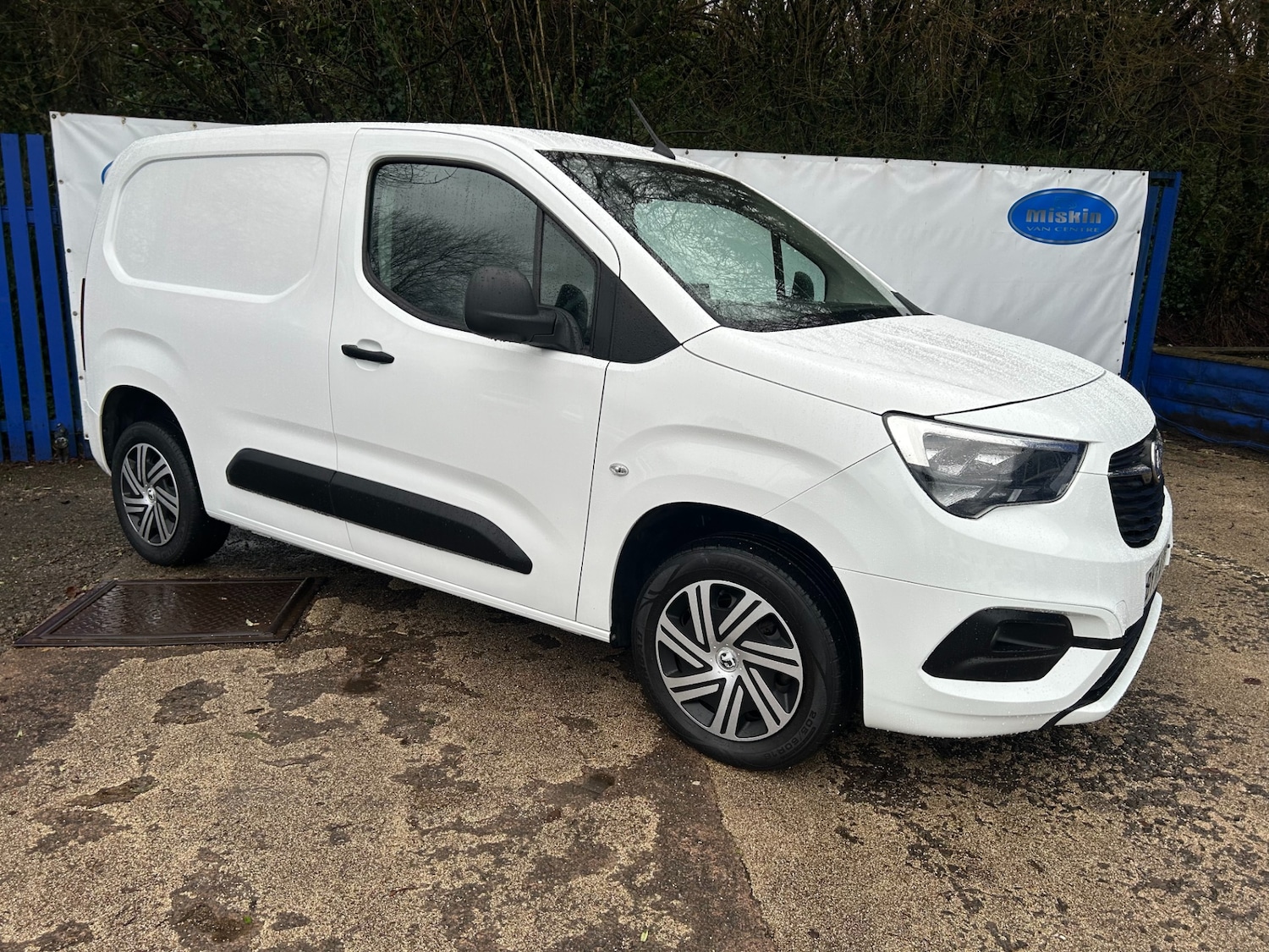 Used Vauxhall Combo 2021 for sale - 77336858: Photo 3