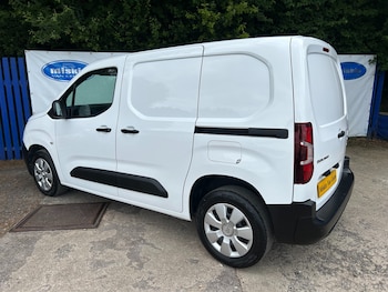 Used Citroen Berlingo 2020 for sale - 75440870: Photo