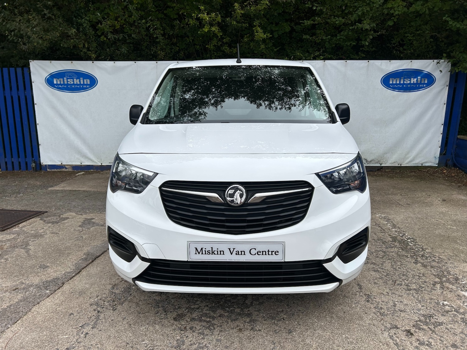 Used Vauxhall Combo 2019 for sale - 76193452: Photo 2