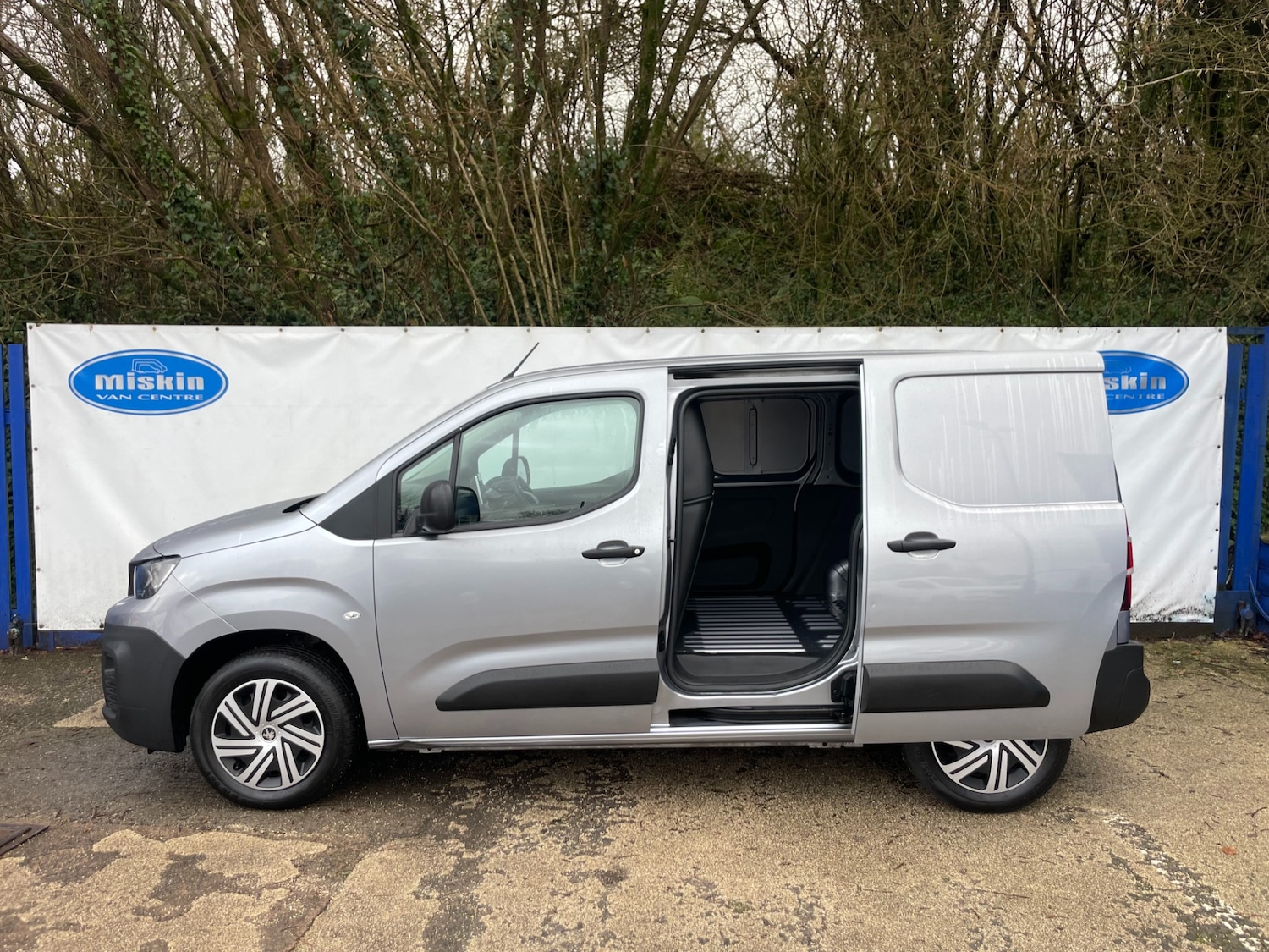 Used Peugeot Partner 2021 for sale - 77364010: Photo 8