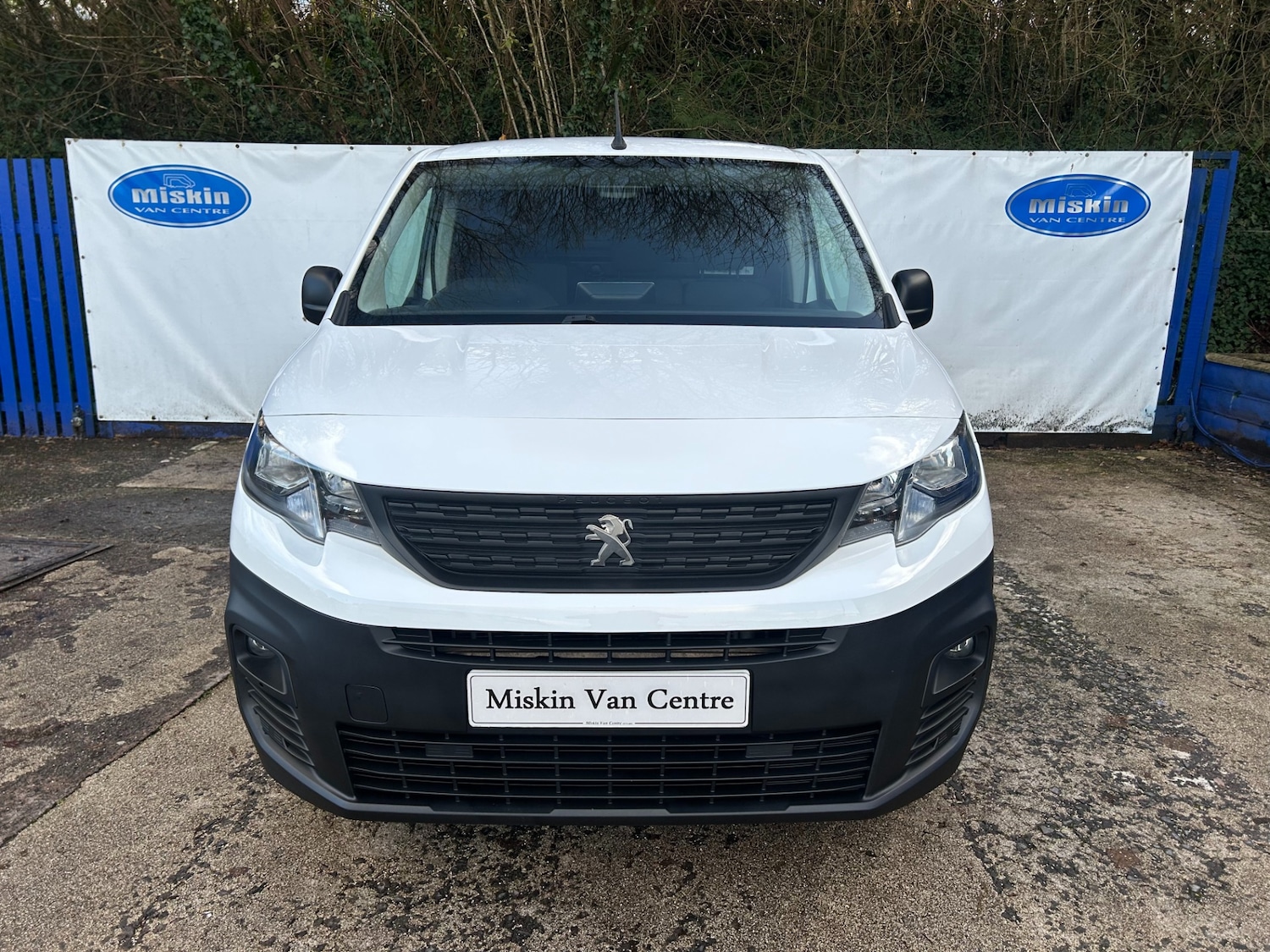 Used Peugeot Partner 2020 for sale - 76922126: Photo 2