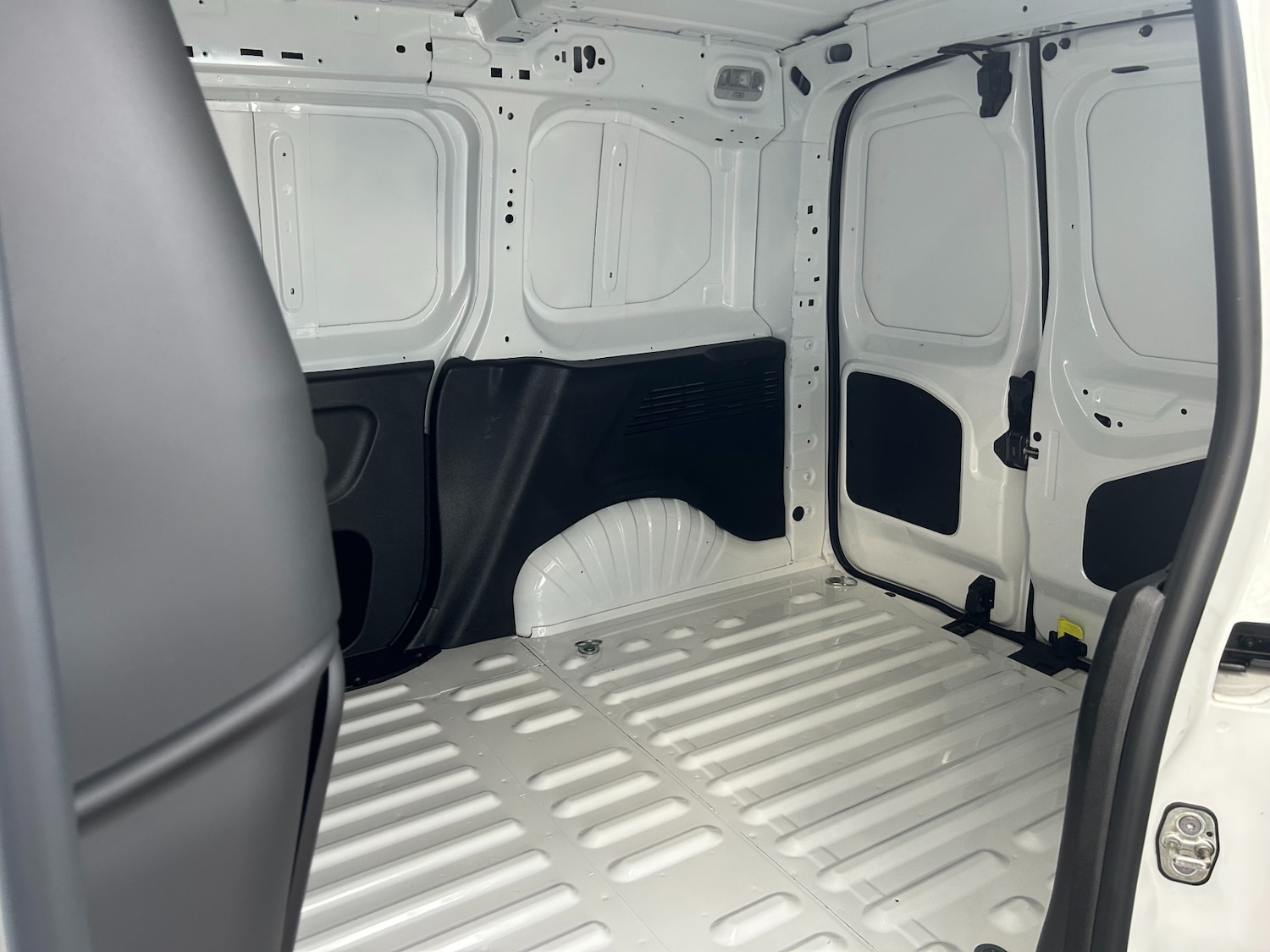 Used Peugeot Partner 2020 for sale - 76931576: Photo 11