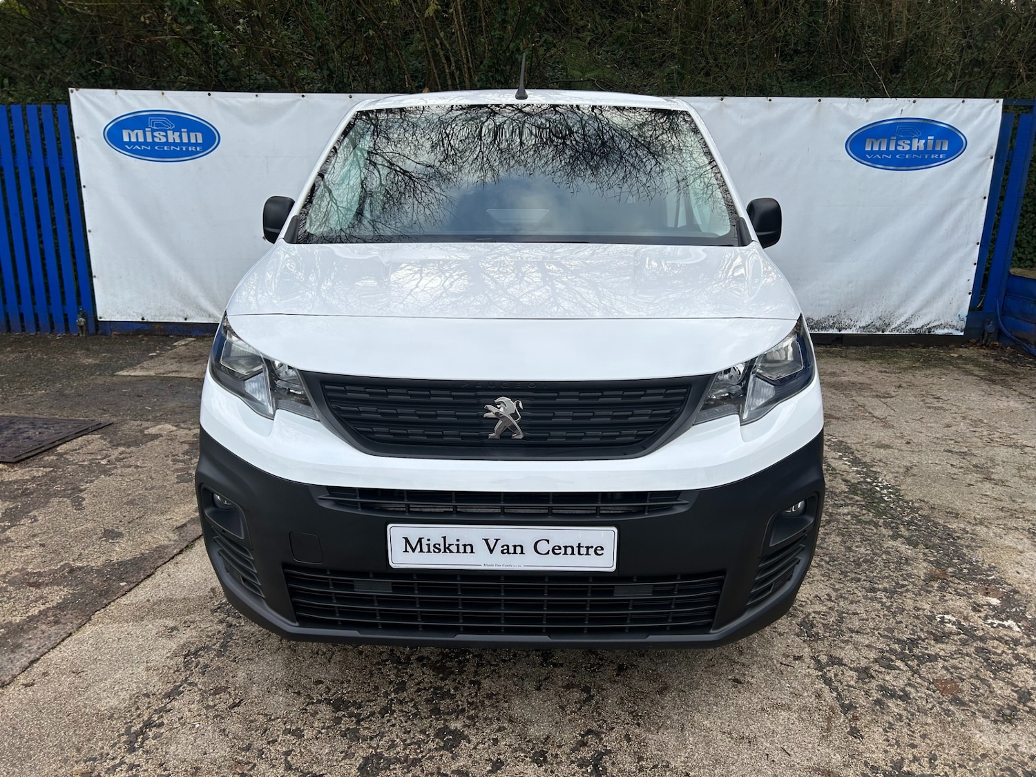 Used Peugeot Partner 2020 for sale - 76931576: Photo 2