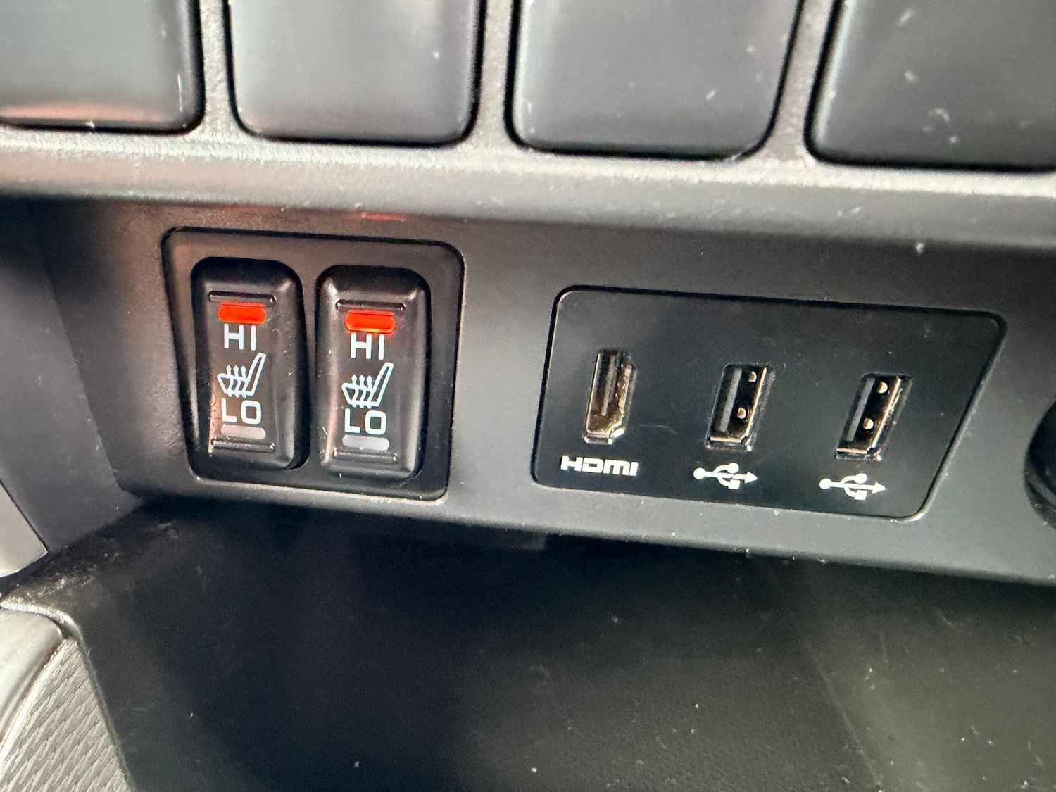 Used Mitsubishi L200 2020 for sale - 77023540: Photo 15