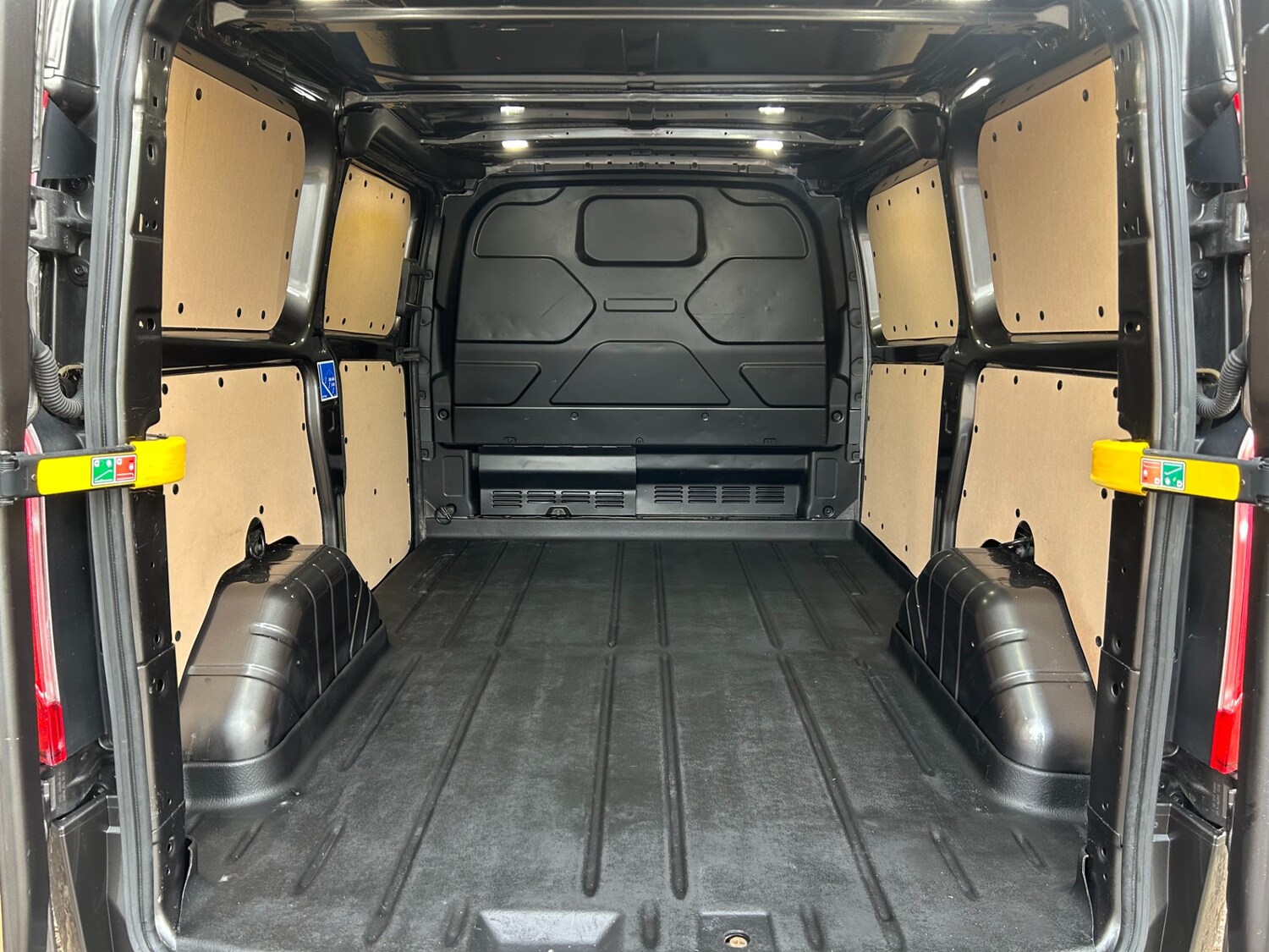 Used Ford Transit Custom 2021 for sale - 76567818: Photo 10