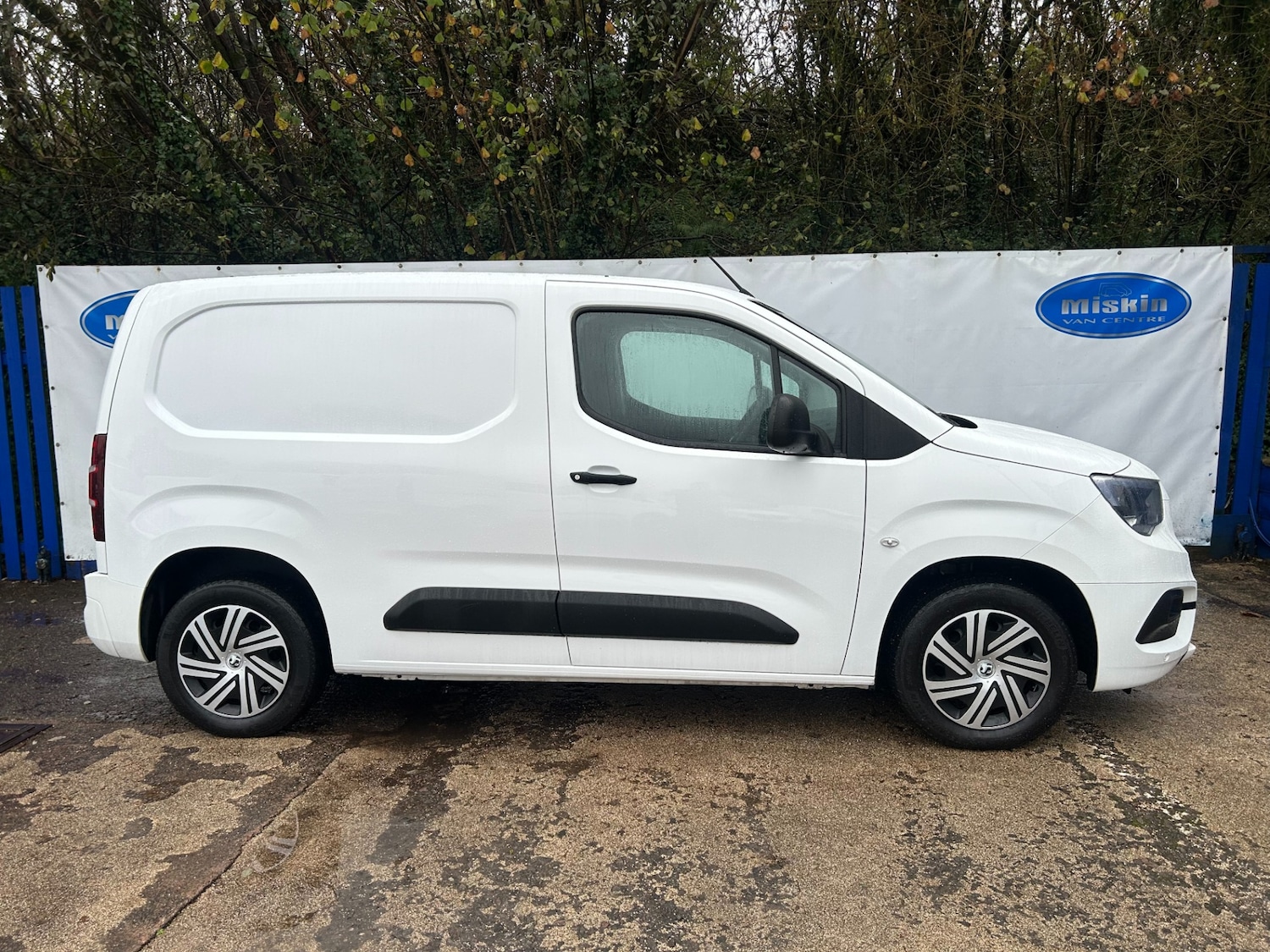 Used Vauxhall Combo 2020 for sale - 76663704: Photo 8