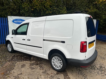 Used Volkswagen Caddy Maxi 2015 for sale - 76479984: Photo
