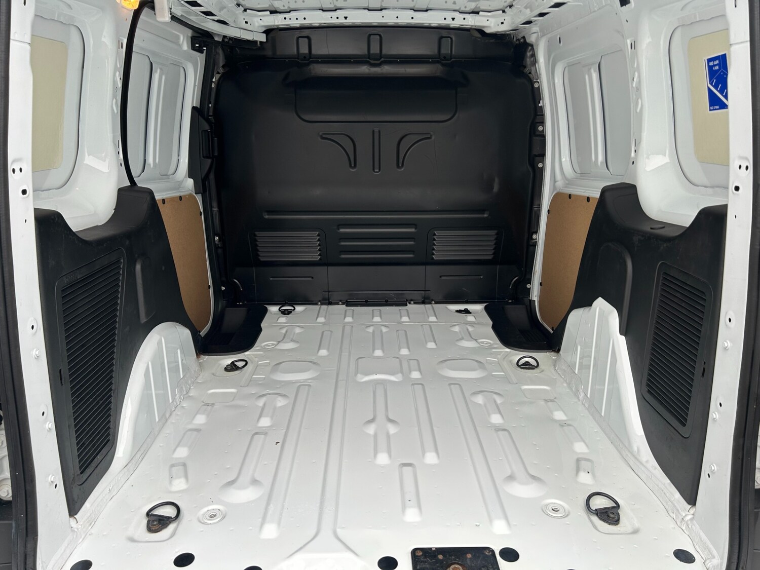 Used Ford Transit Connect 2023 for sale - 78000609: Photo 10