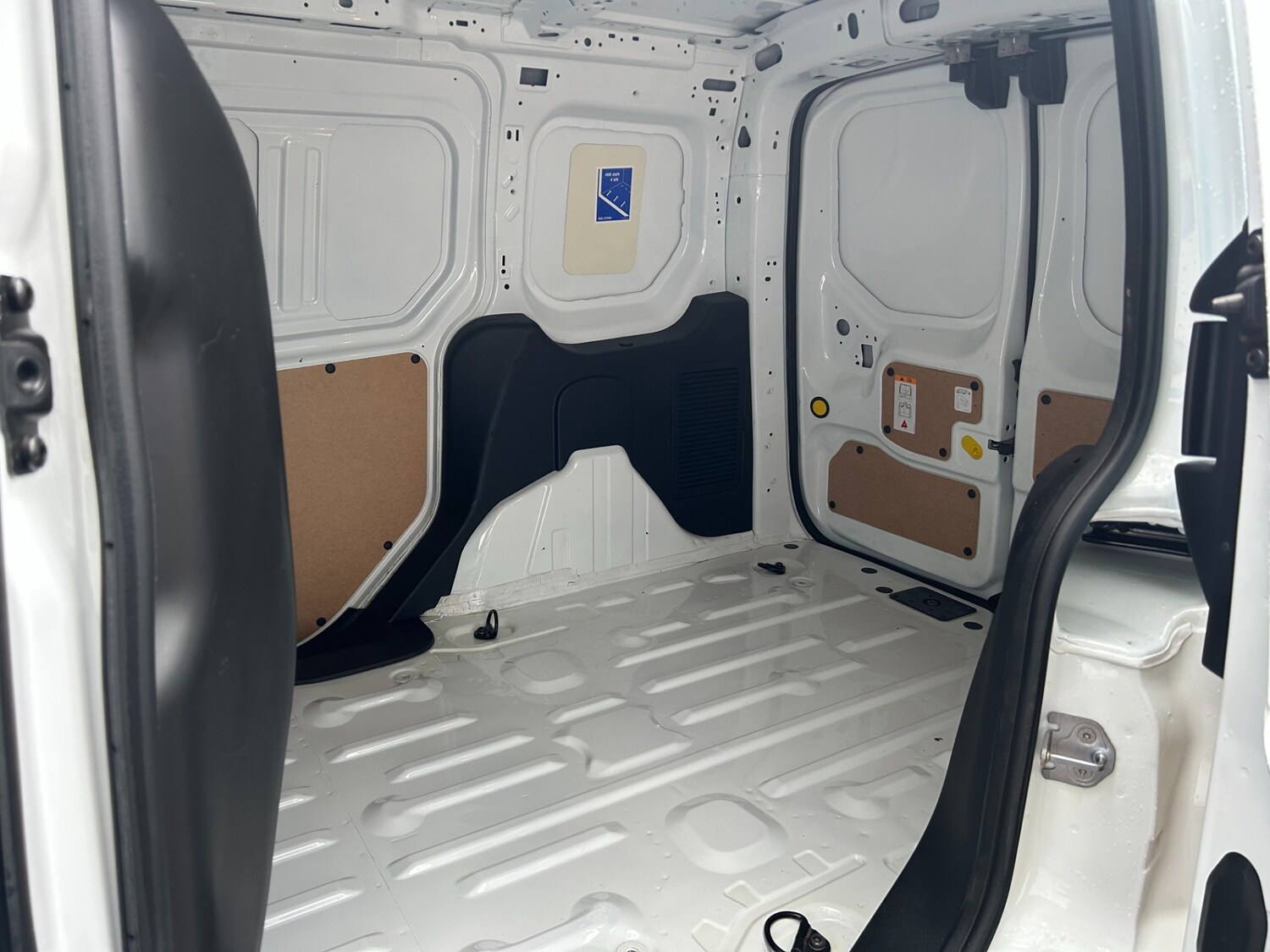 Used Ford Transit Connect 2023 for sale - 78000609: Photo 11